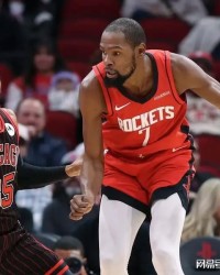 开云体育在线-火箭赢球仍存隐患，杜兰特无可挑剔！阿门两点该夸，申京做好一事