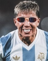 传射建功！阿根廷队社媒为恩佐P上墨镜