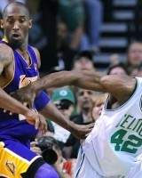 开云体育在线-托尼-阿伦：第一个打爆我的人是科比 8分钟内我就6犯了