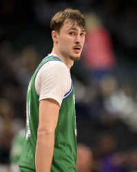 开云-全明星后弗拉格场均至少20+5+5+1+1 同期联盟仅此一人