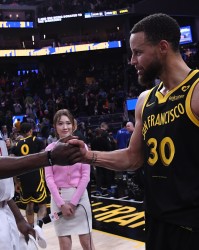 开云体育在线-00年至今全明星周末前三分命中数前十榜单！哈登第一 库里5次上榜