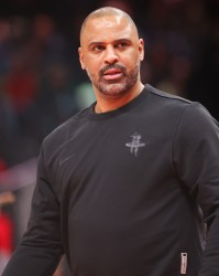 火箭队本赛季场均三分出手次数为30.9次 队史自12-13赛季后最低