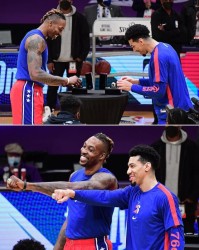 开云体育在线-先喜后悲！霍华德领完戒指出场6分钟便被罚下